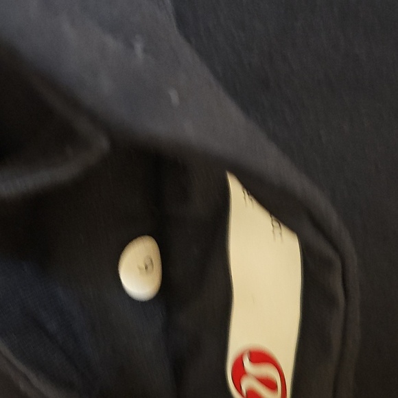 Lululemon Athletica Midnight Black Cropped Leggings - Picture 6 of 8